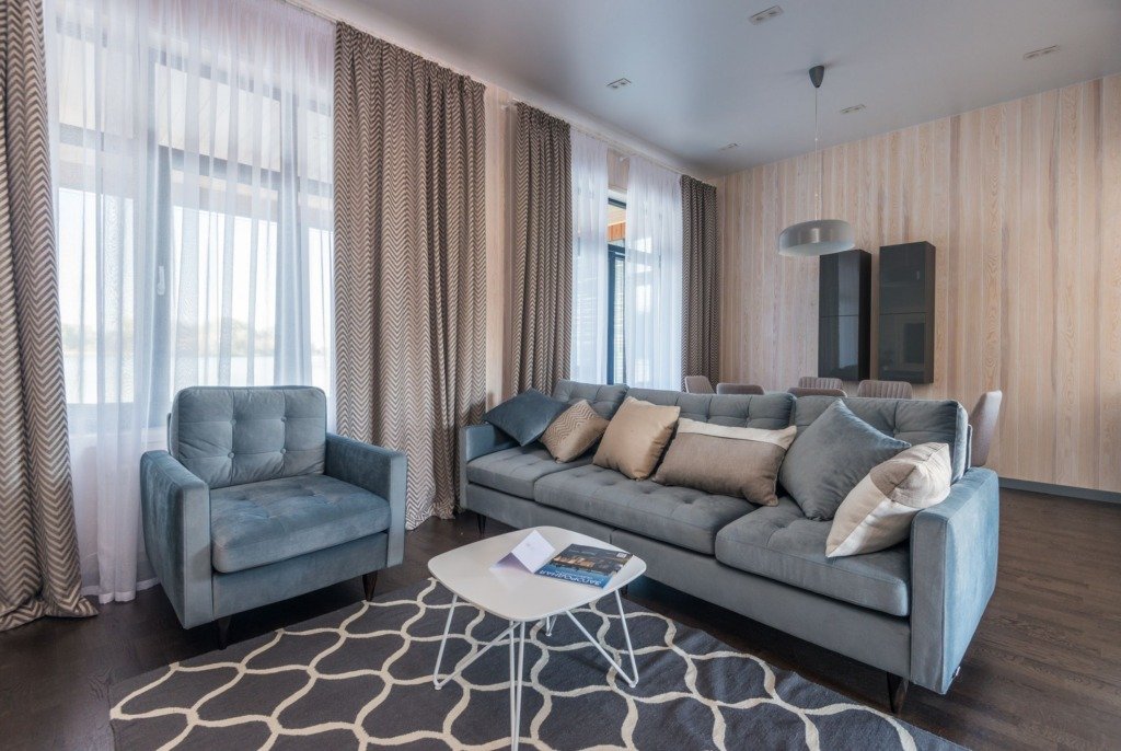 Curtains vs Blinds: Choosing Window Treatments for Cairo’s Light
