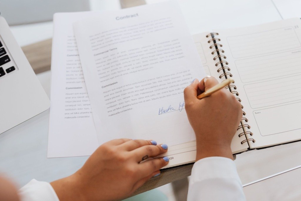 What an Interior Design Contract Should Cover Before You Sign