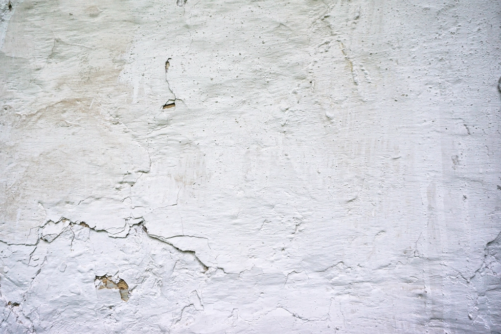 Wall and Ceiling Cracks After Finishing: What Is Normal and What Is Not